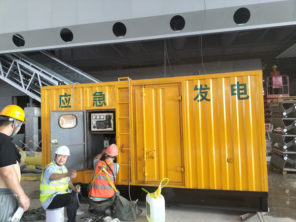 淮南怎样判断空气滤清器是否需要更换？